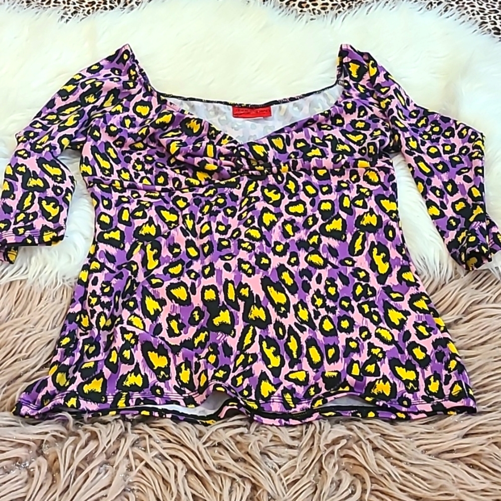 Deadly Dames by Micheline Pitt purple 💜 leopard 🐆 top size medium
